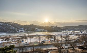 Gongju Renaissance Hotel