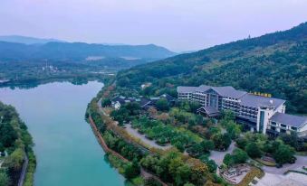 Sanjiang Forest Hot Spring Dumashi Hotel - Housity