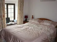 The Old School House Bed and Breakfast فنادق في Cadfarch