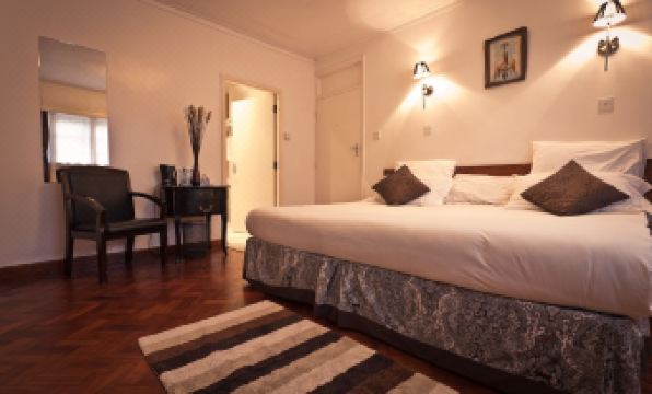Godials Bed & Breakfast - Housity