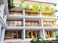 Komodo Lodge Hotels in 