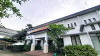 Hotel Aqiilah Syariah Hotels in Lamongan