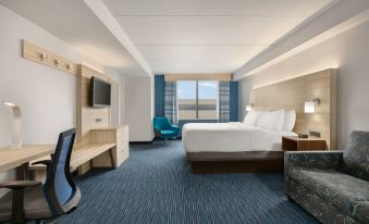 Holiday Inn Express & Suites Norfolk Airport