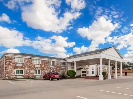 Baymont by Wyndham Bellevue/Omaha