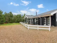 "Nani" - 900m from the Sea