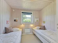 "Chrisse" - 550m from the Sea