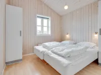 "Evin" - 800m from the Sea