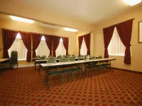 Best Western Plus des Moines West Inn Suites