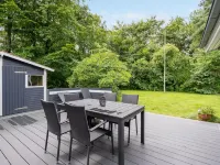 "Massie" - 30km from the Sea