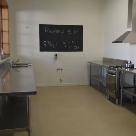 Tasman Holiday Parks - Merool on the Murray