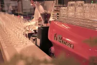 Artotel Yogyakarta - bar