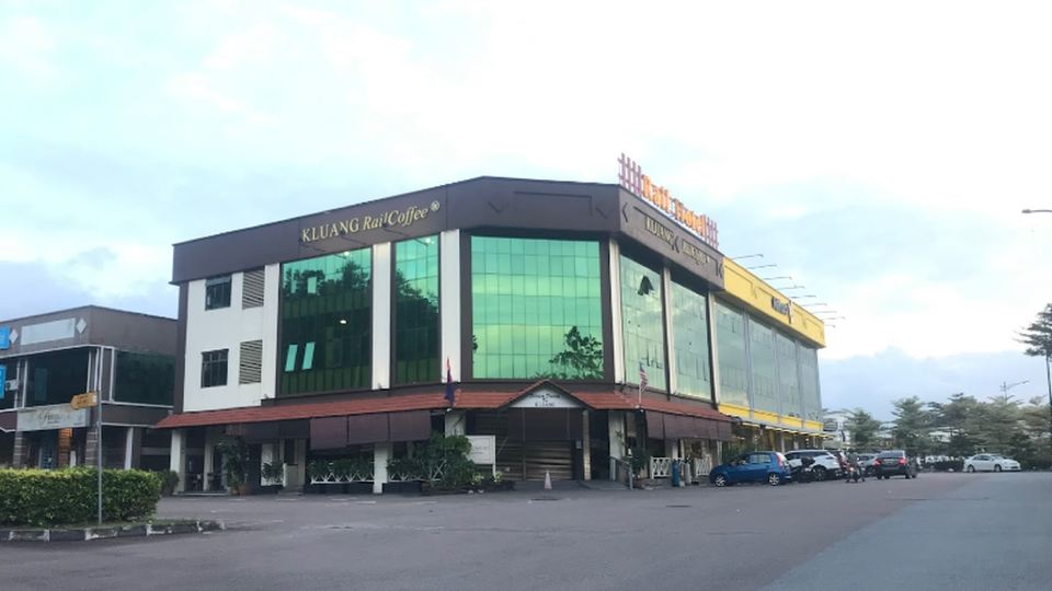 Capital O Rail Hotel