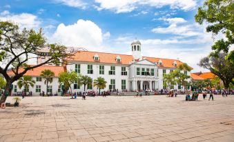 Bobopod Kota Tua, Jakarta