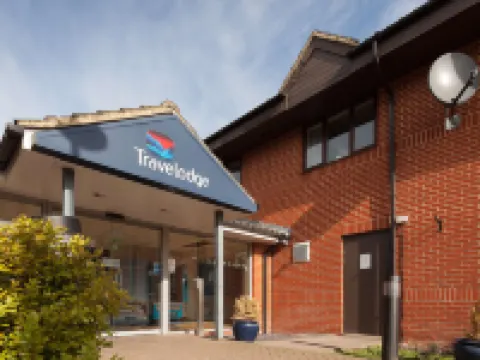 Travelodge Newbury Tot Hill Hôtels à : 
