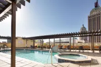 Drury Inn & Suites San Antonio Riverwalk - Uima-altaat