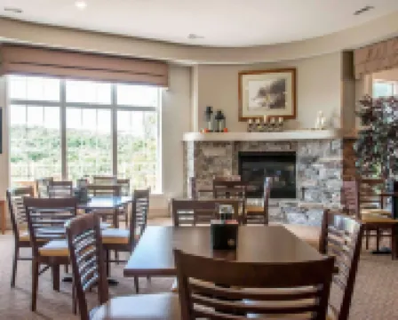 奧沙克湖舒眠酒店及套房 沃倫酒店