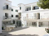 Apartamentos Petit Xuroy Hotels in Punta prima