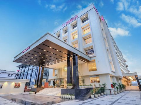 Regenta Dehradun by Royal Orchid Hotels Limited