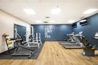voco LYTHE HILL HOTEL & SPA by IHG - ジム