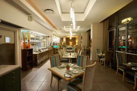 Protea Hotel Cape Town North Wharf