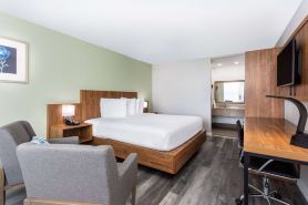 Ramada by Wyndham Altamonte Springs Near I-4
