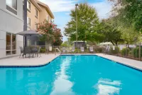 Fairfield Inn & Suites by Marriott Albany - Pools
