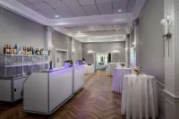 The Madison Hotel - bar