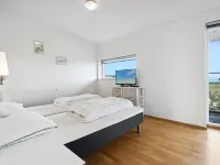 "Theis" - 100m from the Sea