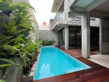 Villa Dago Bandung 3 Br with Private Pool (Amethyst CG-01) Отели рядом с достопримечательностью «Parahyangan Catholic University»
