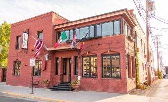 Chamberlin Inn