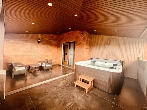 SS Coco Nest A Luxury Service Apartment - parking