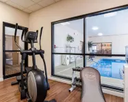 I-70凱藝酒店-近堪薩斯賽道 - 健身室/gym room