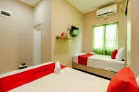 RedDoorz Syariah @ Panglima Polem Aceh Hotel di Banda Aceh