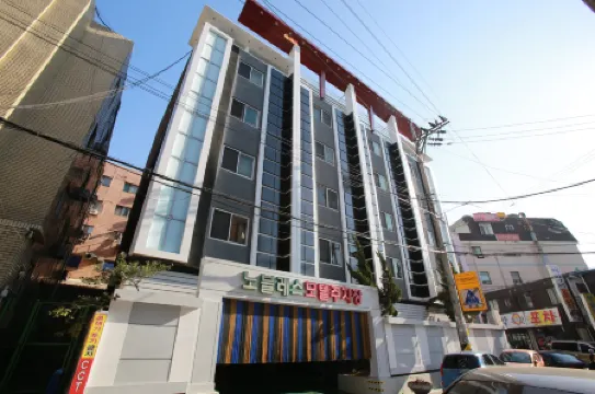 Incheon Noblesse Отели рядом с достопримечательностью «Aebo Kraft Museum»