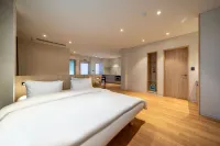 Dangjin Cubist Hotel Hoteles en Dangjin