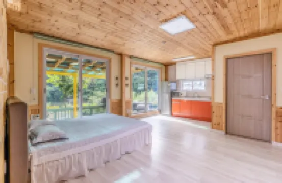 Boeun Supsogui Hayan Pension