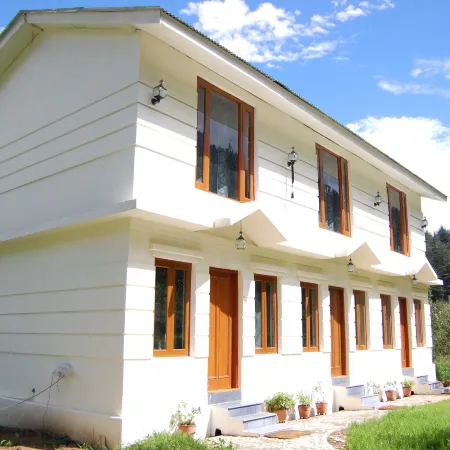 Sparsh Resort, A Boutique Stay - Just 2Kms Uphill from Mall Road, Near Old Manali