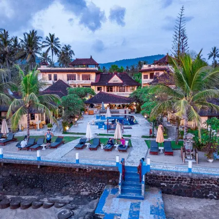 Bali Seascape Beach Club Отели рядом с достопримечательностью «Пляж Кандидаса»