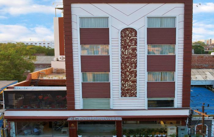 Classio Royale by iO Hotels Near Golden Temple