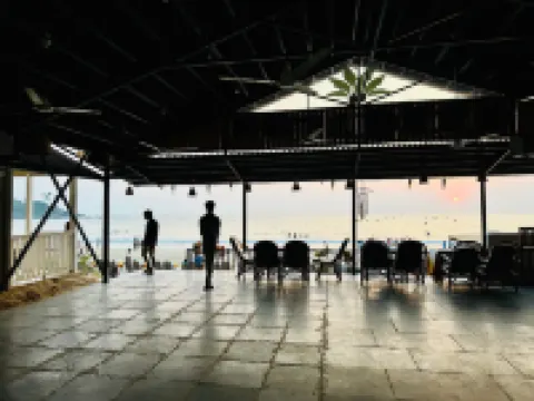 Cocos Beach Resort