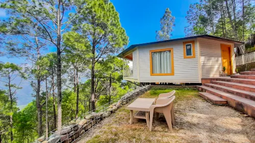The Woods Retreat Hotels in Pauri Garhwal