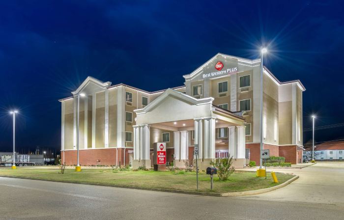 Best Western Plus Flowood Inn  Suites