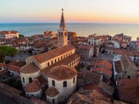 Wonderful Seaview Flat with Terrace 格拉多酒店