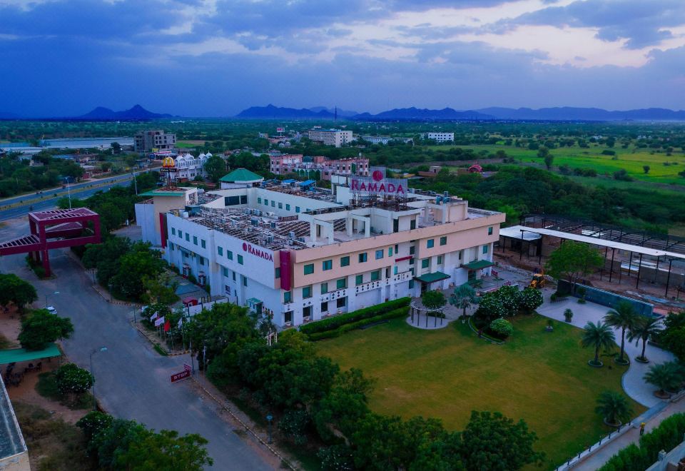 hotel overview picture