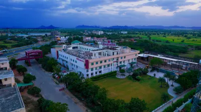 Ramada by Wyndham Ajmer Các khách sạn ở Kishangarh