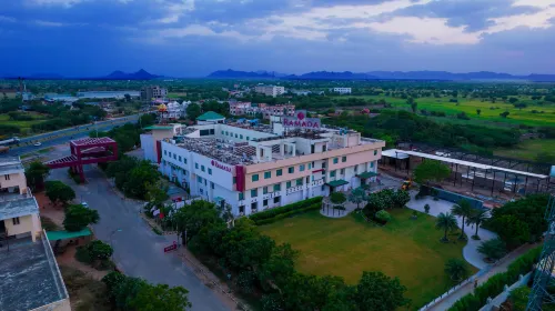 Ramada by Wyndham Ajmer Hôtels à : District d'Ajmer
