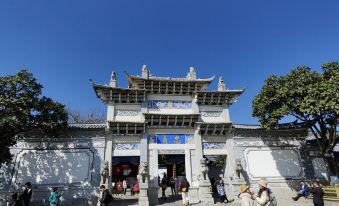 Xiyun Yagu•Mufu|qingfeng Xianting 180° View Designer Villa (Lijiang Ancient Town Mufu Store)