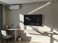 Xiyue Smart Homestay (Baihe Road)