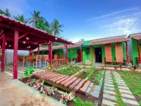 Wooden Kemiren Homestay Hotel a Kemiren