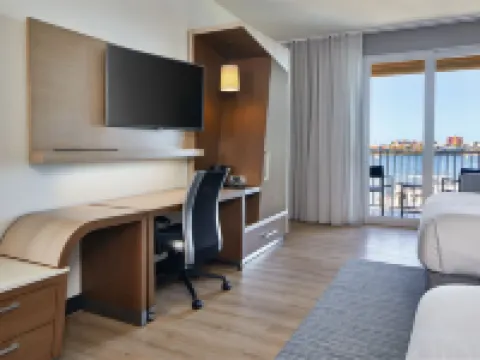 Courtyard St. Petersburg Clearwater/Madeira Beach Hotels in Madeira Beach